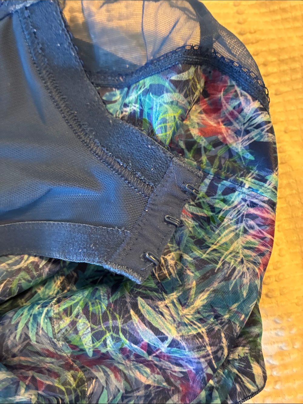 Goddess Navy Multicolor Feather-Print Underwire Bra - Picture 3 of 5